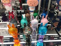 -泡泡玛特POPMART(侨福芳草地店)