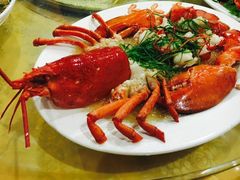 -鑫悦楼煎蟹·16年海鲜大排档