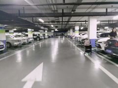 -鹏欣·水游城A区-停车场