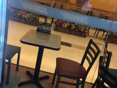 等位区-赛百味SUBWAY(金宝汇店)