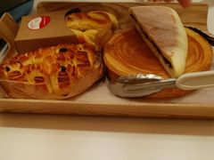 -好利来(八里庄店)