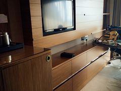 -上海滴水湖皇冠假日酒店