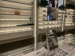 -镜客眼镜(浦江欢乐颂店)