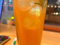 -星巴克臻选(上海合生汇1F店)