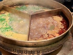 -湊湊火锅·茶憩(打浦桥日月光店)