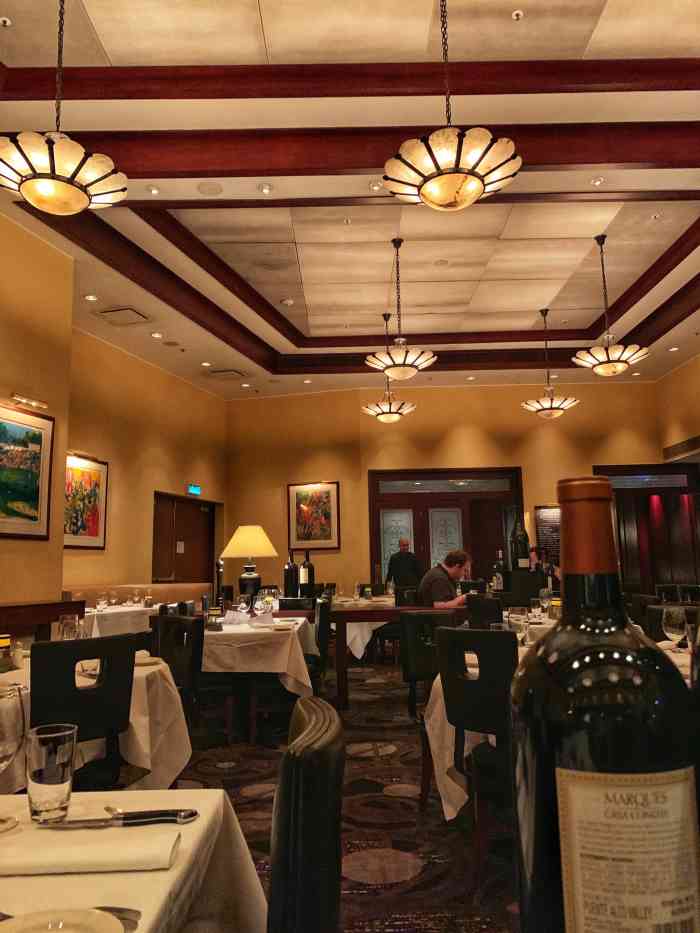 莫尔顿牛排坊(威尼斯人店)-"在澳门也吃到莫尔顿啦作为美式牛排的翘楚