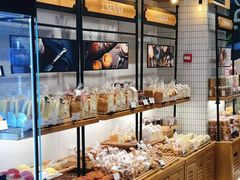 面包甜点陈列柜-罗森尼娜(德思勤店)