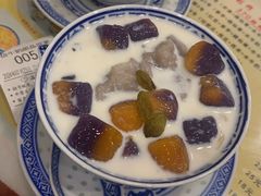 -广信牛奶甜品世家(台东店)