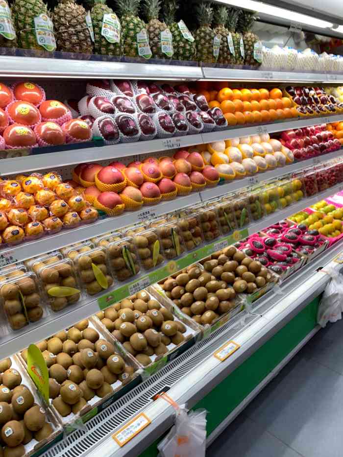 乡巴佬水果店-"母亲节新开业 搞活动好热闹的说但是热.