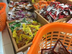 -来伊份(龙之梦长宁店)