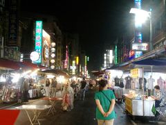 -六合夜市