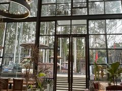 -桉树林A coffee 森林餐厅(三圣乡店)