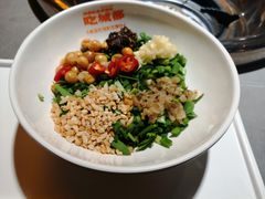 -吃城都·鱼蛙火锅(西玉龙街店)