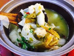 -周鱼小馆石锅酸菜鱼(活力汇店)