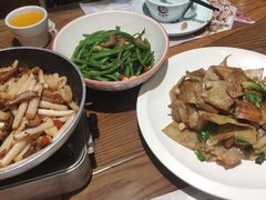 -黄泥岗·地道湖北菜(奥特莱斯店)