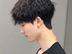 -鸿通城购物中心