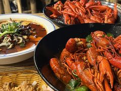 -聚汇三少·龙虾·中餐厅(莫邪路新天地店)