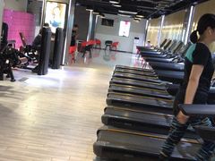 -一兆韦德健身(张杨路店)