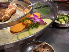 -哈哈碳都·牛肋条无限自助烤肉(台江万达店)