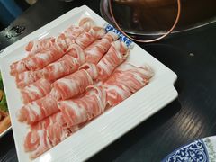 -楼外楼大刀肉传统火锅居(幸福街店)