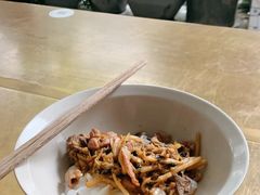 干拌猪杂老友粉-漆黑觉米粉(三里屯店)