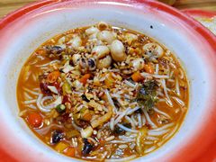 红烧牛蛙-老三样·美食研究中心(世贸路店)