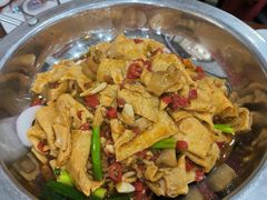 -湖南人家湘菜馆(镇江路店)