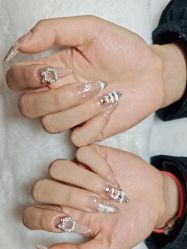 -UGIRL有个美甲