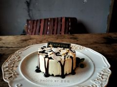 -BUND·FIVE外滩5号(天际店)