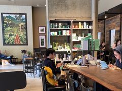 -星巴克(深圳宝安泰华店)
