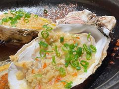 蒜蓉焗生蚝-恭喜上堓砂锅焗·海鲜大排档(闵行龙湖店)