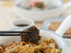山城麻辣素香锅-轻蔬不用等·素食(江苏路店)