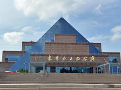 -龙华烈士纪念馆-停车场