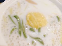 -甜心妈妈·榴莲星级糖水(北京路总店)