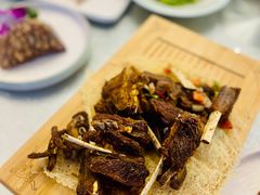 -松沪名灶·豆浆鱼头·新上海菜(飞航吾悦广场店)