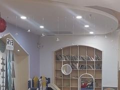 -红黄蓝成长中心•婴幼儿早教•托育(南山京基百纳广场店)