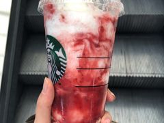 草莓星冰乐-星巴克(太原茂业天地店)
