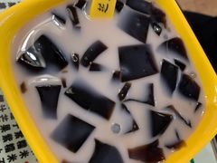 椰汁龟苓膏-芝九草堂(民德路总店)