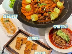 -江城小馆陕南妈妈菜·全球旅行餐厅(钟楼店)