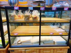 面包甜点陈列柜-飘香心语(官亭路店)