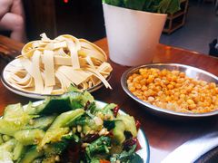 -曹丞相·地锅鸡·地锅鱼(武林店)