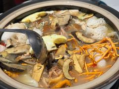 -罗记又添缘竹荪山药鸡·野生菌火锅(西园南路店)