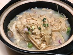 -佬麻雀·新湘菜(珠海金发购物中心店)