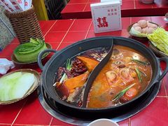 -赵美丽·重庆社区火锅·直营店(火车东站·中豪国际店)