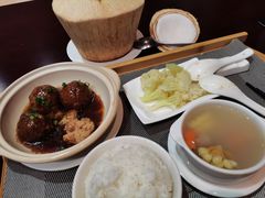 -亚龙湾老厨房·海南家常味