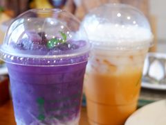 -Chom Cafe and Restaurant