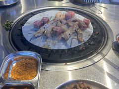 -哈哈碳都·牛肋条无限自助烤肉(台江万达店)
