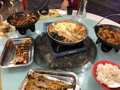 -刘姐啤酒鱼民族演艺餐厅(西街总店)