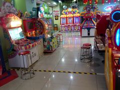 -爱玩嘉年华(成都北城天街店)