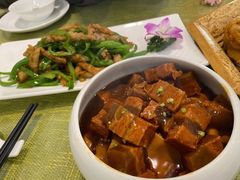 毛氏粒粒香-忆品青莲素食文化主题餐厅(文华名城店)